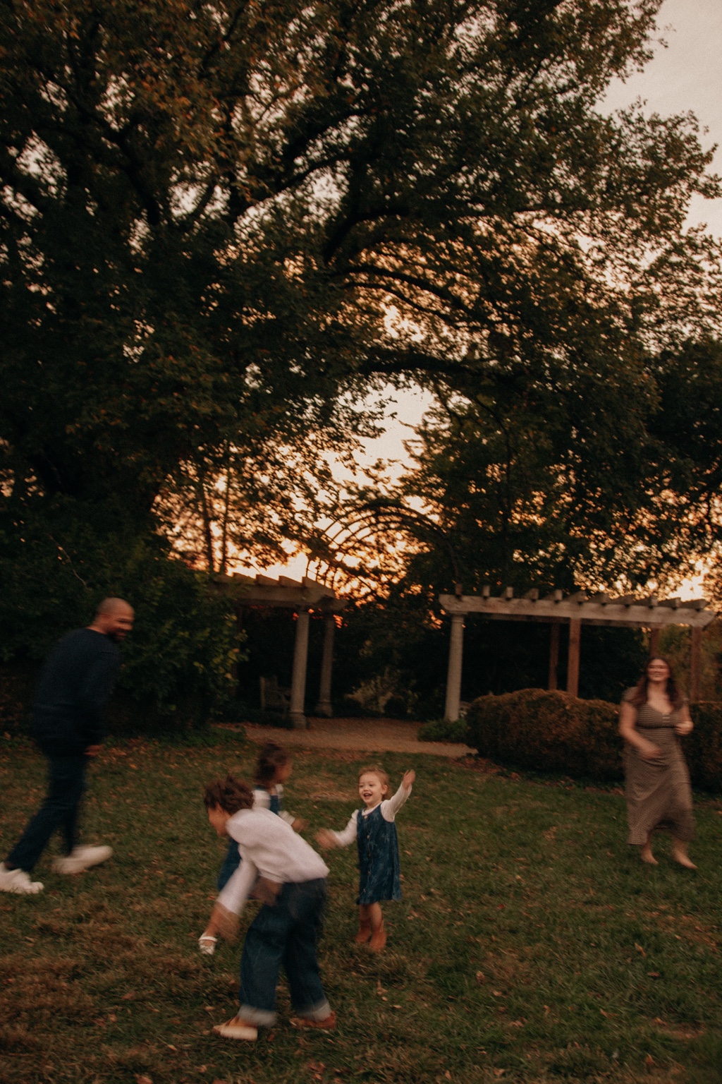 Families photography by Noah and Taya Film, image 9